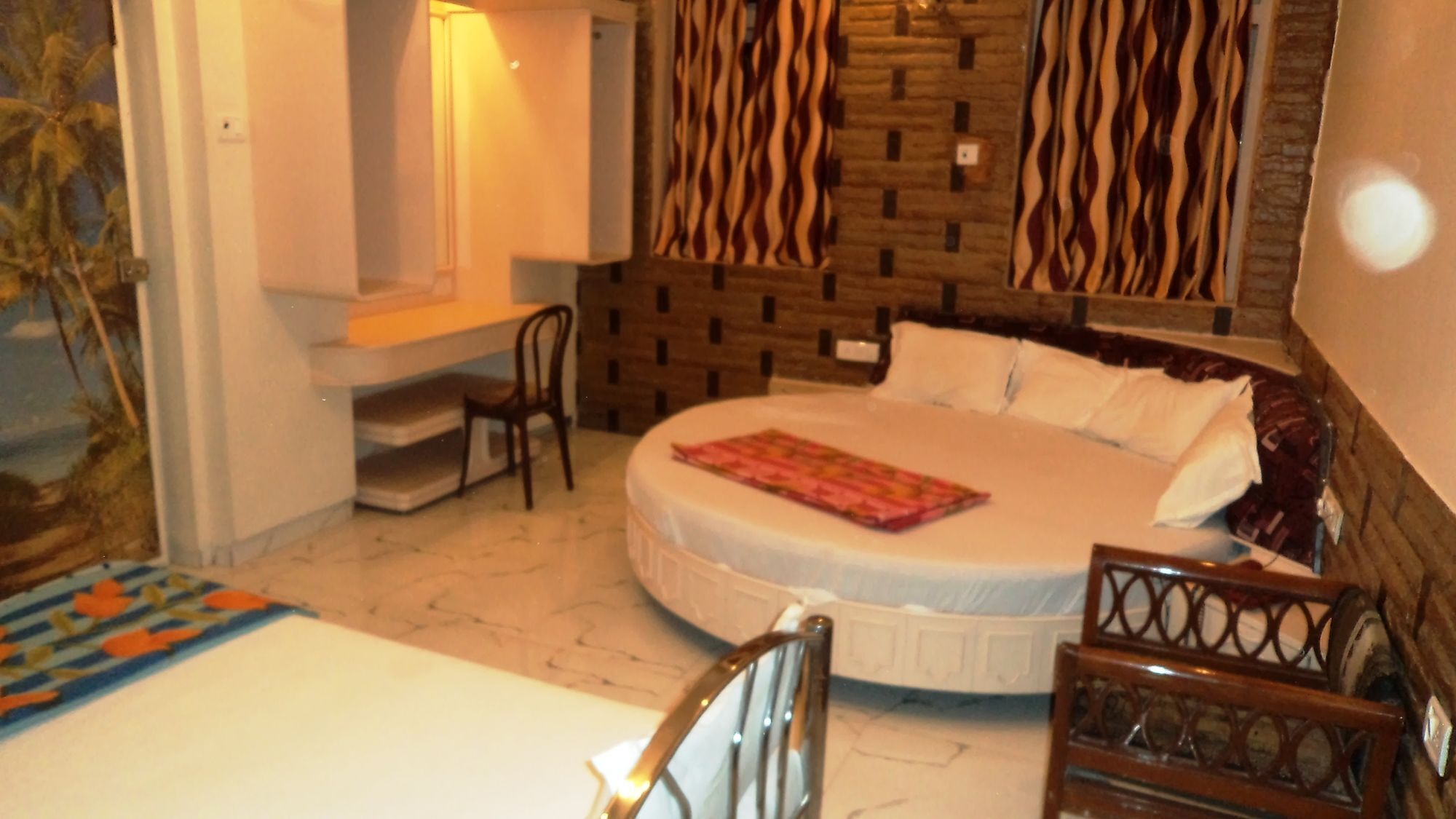 Hotel Blue Bird Colaba Mandve Buitenkant foto